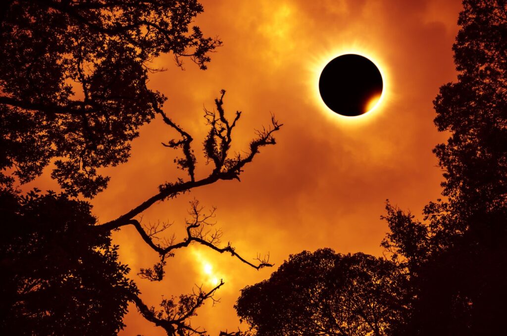El Camino de Santiago bajo el eclipse solar de 2026