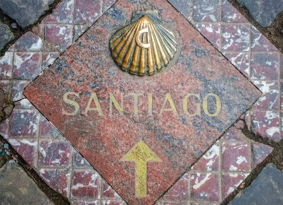 Indicador hacia Santiago de Compostela